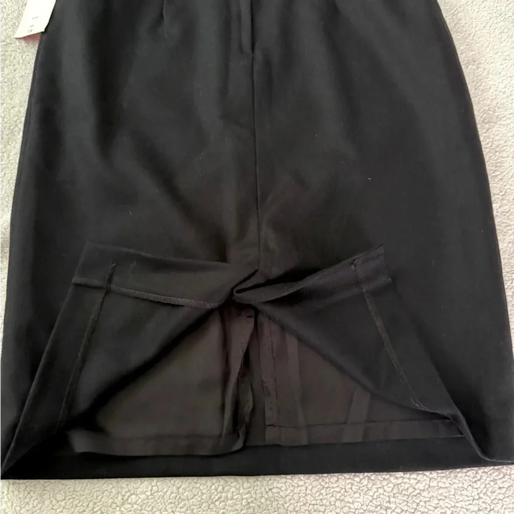 NWT Block Island Petites 7/8 Black 100% pure wool lined pencil skirt